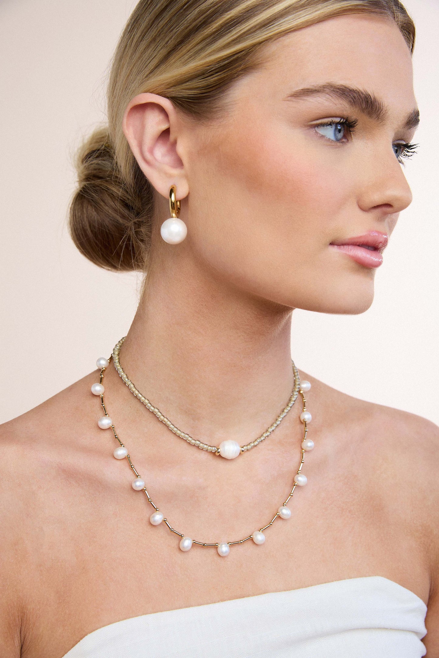 Iris Necklace