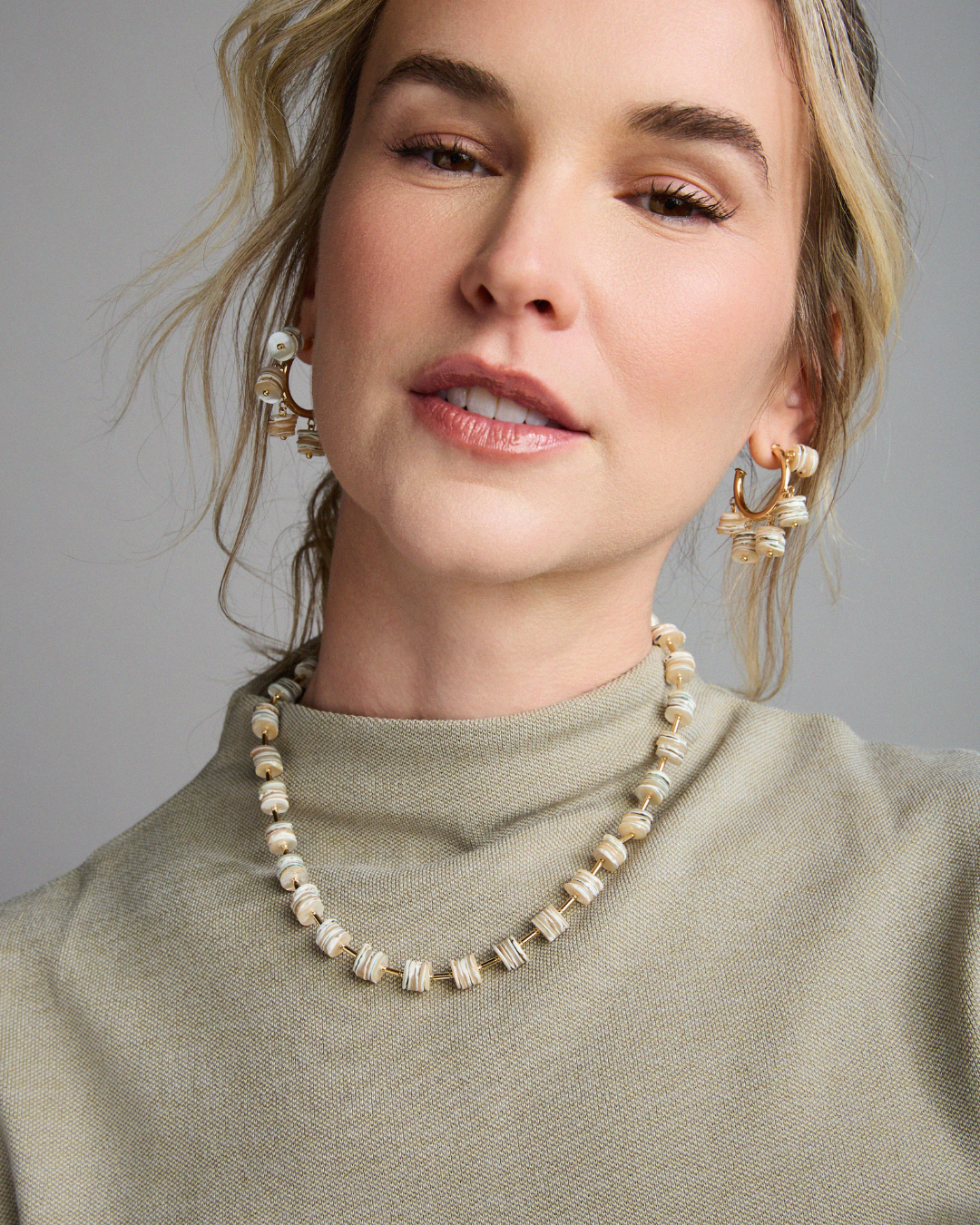 Jules Hoops
