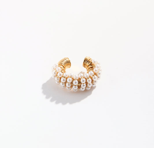 Alejandra Pearl Ear Cuff