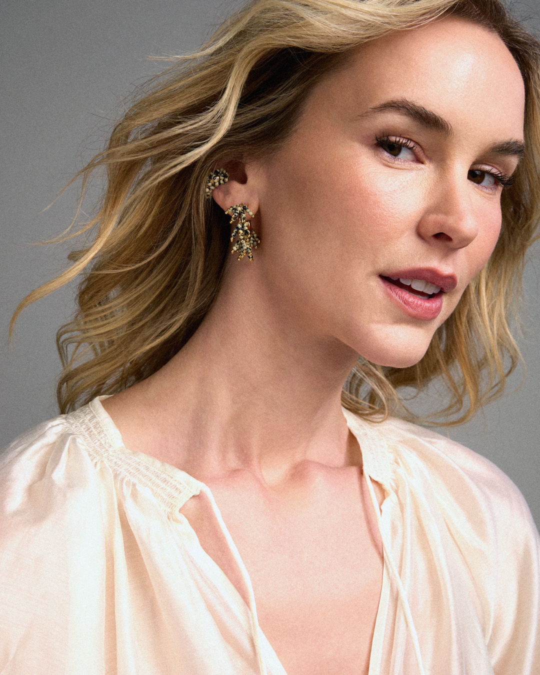 Bella Hoops