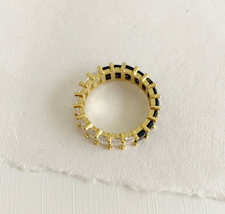 Madeleine Black & White Ring